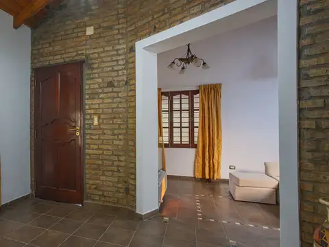 Hermosa casa de 3 dormitorios en Ricardone