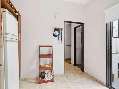 VENTA DUPLEX 4 AMB EN HAEDO CON COCHERA - PERMUTA