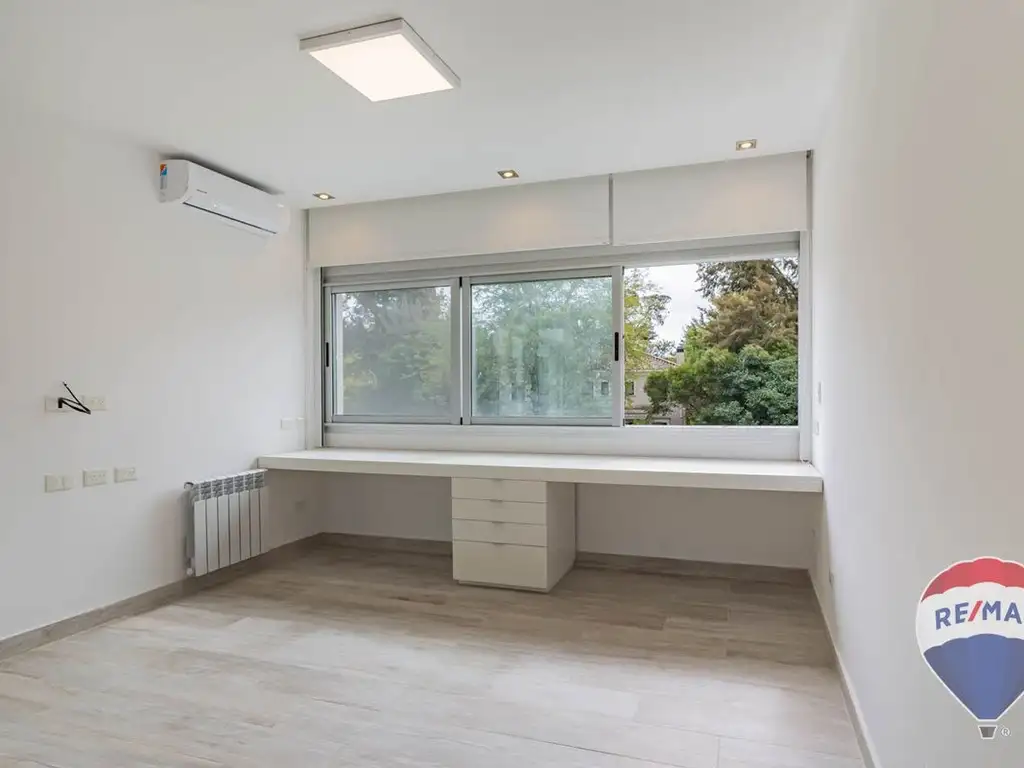 Casa en Venta en Abril Club De Campo