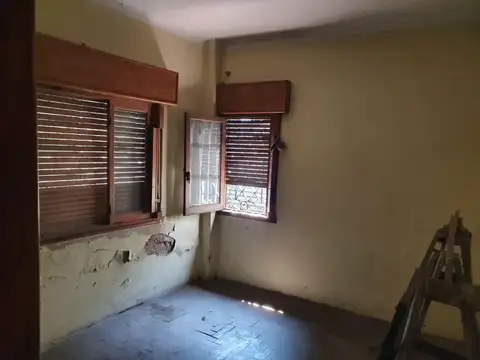 Casa - Venta - Argentina, BURZACO - ETCHEGOYEN 793