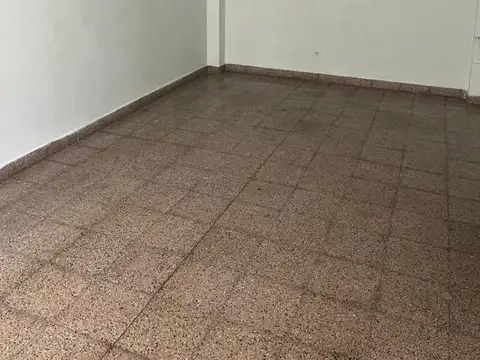 Depto Tipo Casa en Alquiler de 2 ambientes