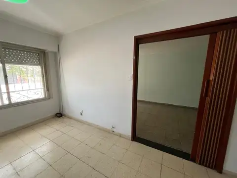 Depto Tipo Casa en Alquiler de 1 dormitorio