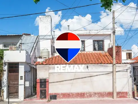 VENTA CASA 3 DORM MACROCENTRO APTA CREDITO
