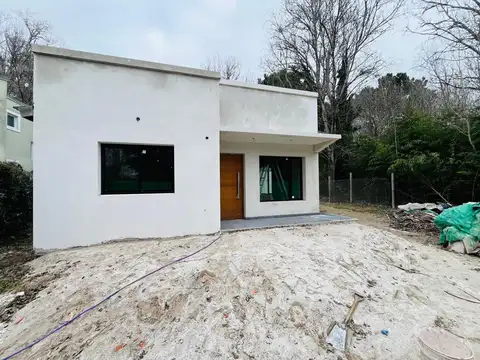CASA 3 AMBIENTES - A ESTRENAR - EL JAGUEL - SANTA TERESITA