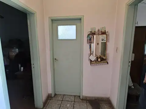 Casa en Venta en Isidro Casanova, USD 55.000