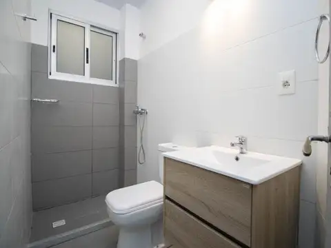 VENTA APARTAMENTO EN PARQUE RODO 1 DORMITORIO.