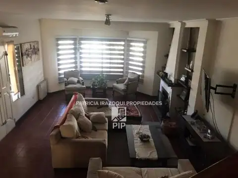 Casa en Venta de 5 dormitorios