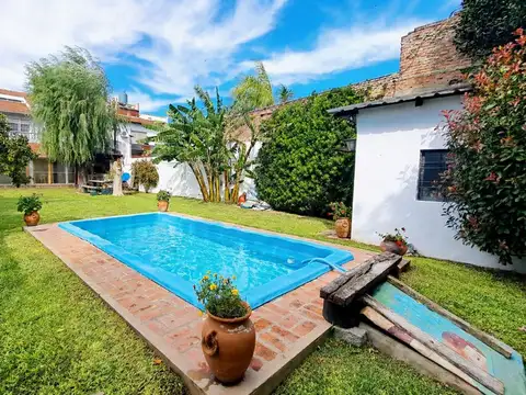 VENTA CASA 5 AMB GARAGE QUINCHO PILETA M. CORONADO