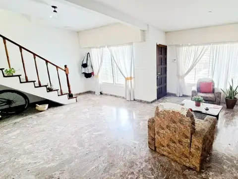 Casa en Venta en Martin Coronado, USD 230.000