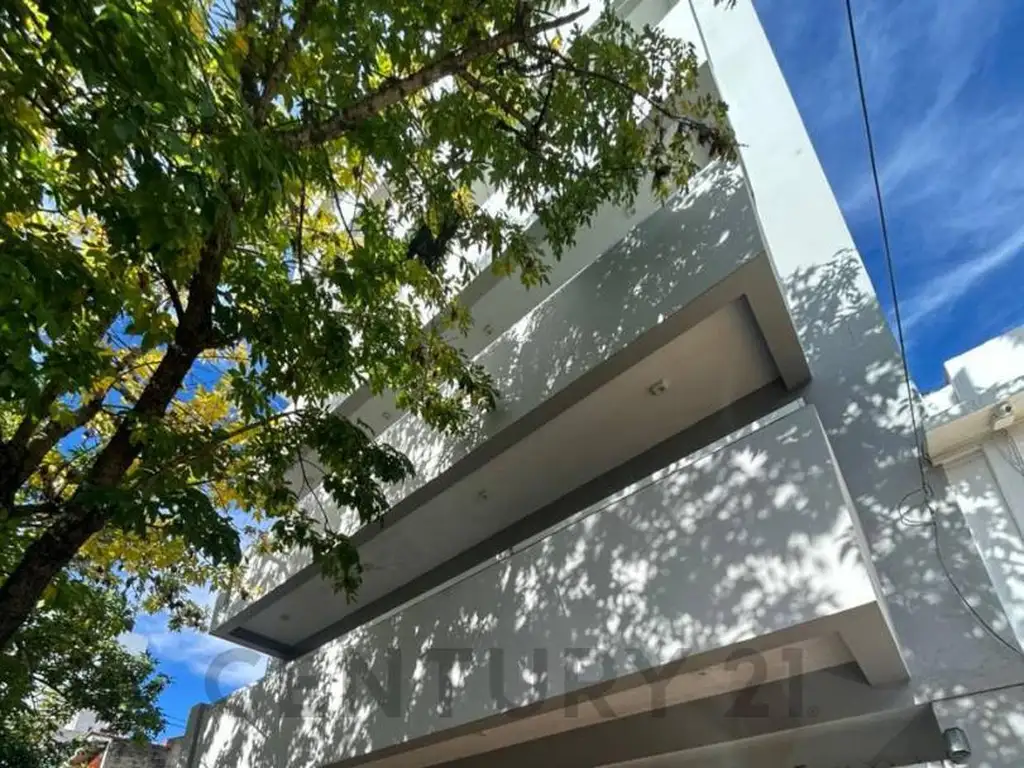 34 e/ 7 y 8 , Piso 1