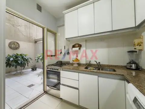 DEPARTAMENTO 4 AMBIENTES CON COCHERA A LA VENTA