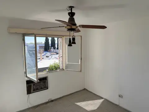 Departamento - Barrio Tiro Suizo/Las Delicias