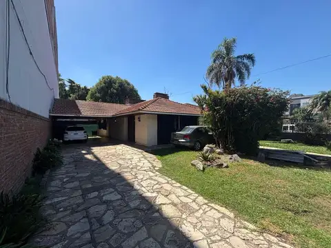 Casa 6 ambientes con 3 baños