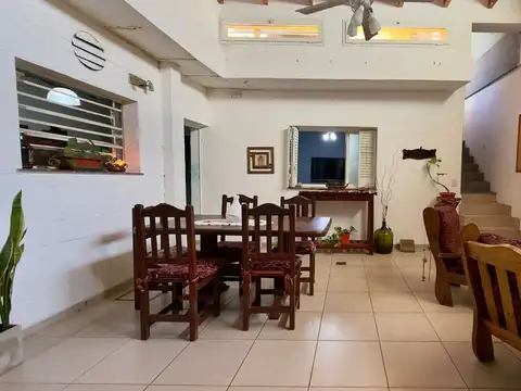 Depto Tipo Casa en Venta de 4 ambientes