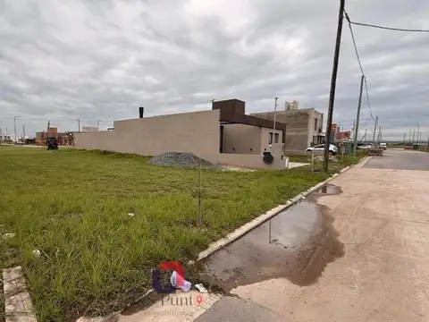 Lote en Brisas de Manantiales