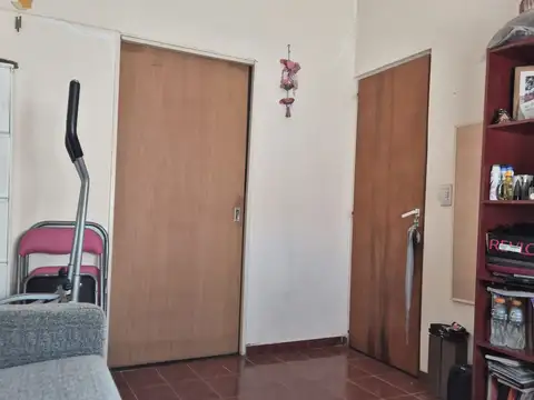 CASA EN PABLO NOGUES, MALVINAS ARGENTINAS