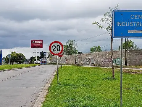 Terreno en Venta 82  mts Frente