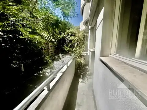 PH de tres dormitorios, cochera y terraza amplia en venta en La Plata