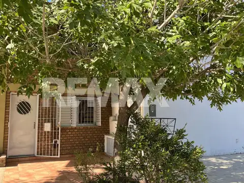 Depto Tipo Casa en Alquiler de 2 ambientes