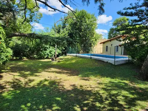 Quinta en Venta en Villa Luzuriaga, USD 175.000