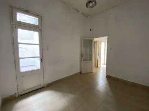 Depto Tipo Casa 3 ambientes con 1 baño