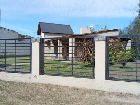 CASCALLARES: EXCELENTE CASA 2 HABITACIONES