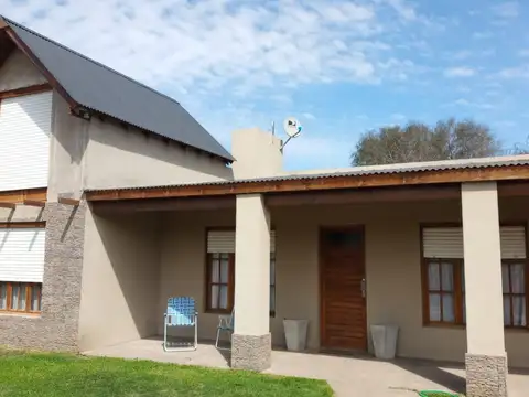 CASCALLARES: EXCELENTE CASA 2 HABITACIONES