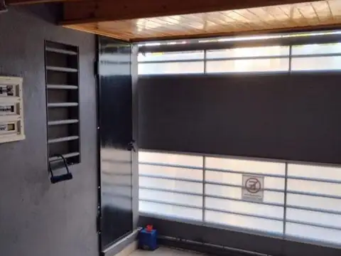 Departamento en Venta en Luis Guillon, USD 77.000