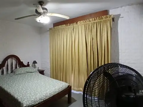 Alquiler Casa 2 Plantas Local Comercial B° Yapeyú