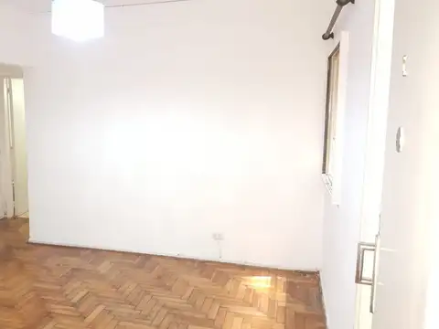 General Güemes 4100, Piso 2