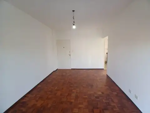 Departamento en Alquiler en Floresta, $ 580.000