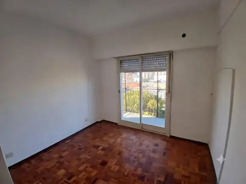 Alquiler Departamento 2 ambientes con balcon en Floresta
