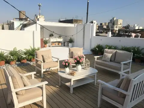 URGENTE, CASONA DE 300M2 TOTALES, OPORTUNIDAD UNICA!!! u$100.000 Y A PAGAR EN 2 ANOS!!