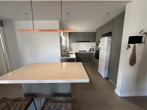 Departamento 4 ambientes con 2 baños