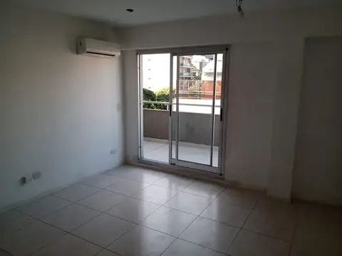 Alquiler - dos ambientes con balcón - caballito