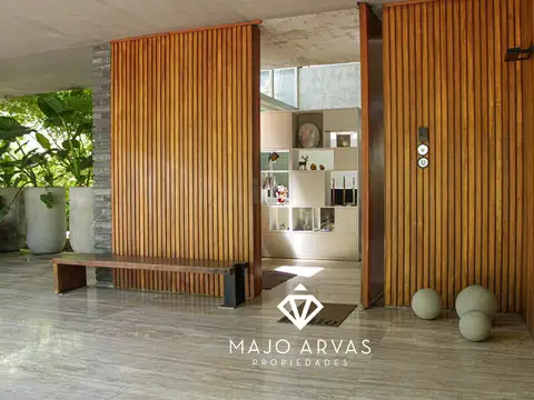 venta casa Bahia del Sol Punta chica  de categoria amarra 20 mts