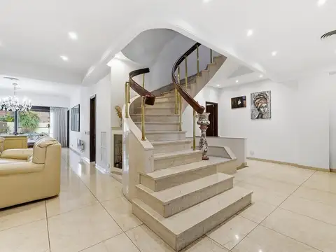 Departamento en Venta de 6 ambientes
