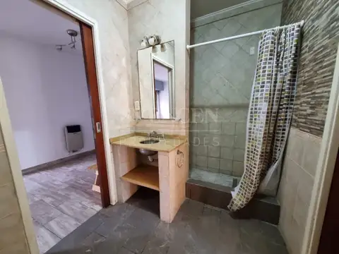 Aristobulo del Valle 200