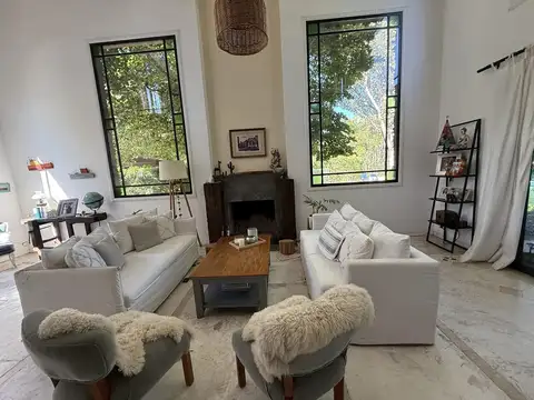 Casa en Venta al Este
