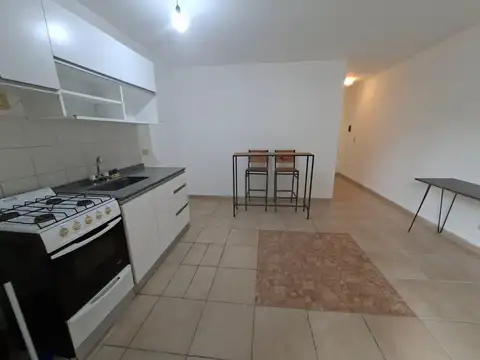 Departamento en Alquiler en Echesortu, $ 450.000