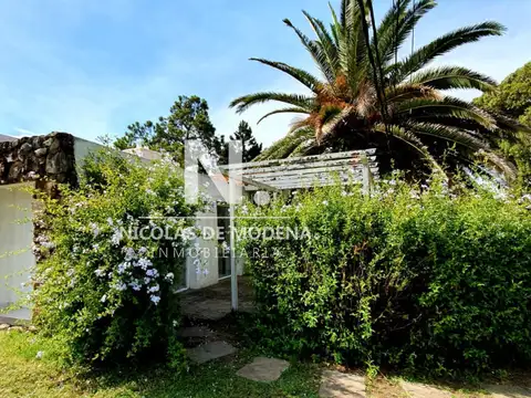 Casa en venta de 4 dormitorios en La Barra, Punta del Este