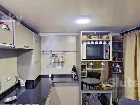 Depto Tipo Casa en Venta 70 años