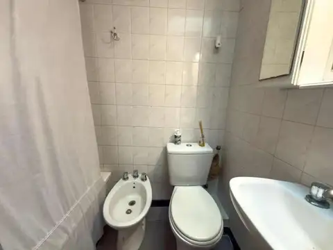 Depto Tipo Casa en Venta en La Plata, $ 79.900