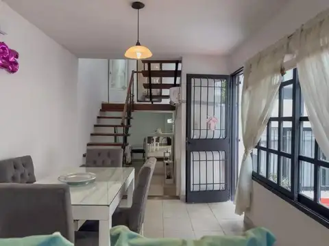 PH EN VENTA LA PLATA 2 DORMITORIOS PATIO Y TERRAZA