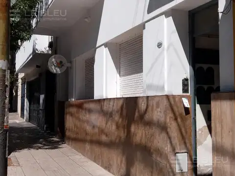 Depto Tipo Casa en Venta 70 años