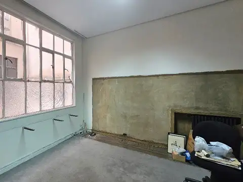 Lavalle 300, Piso 1
