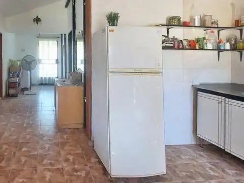 Casa 4 ambientes con 1 baño