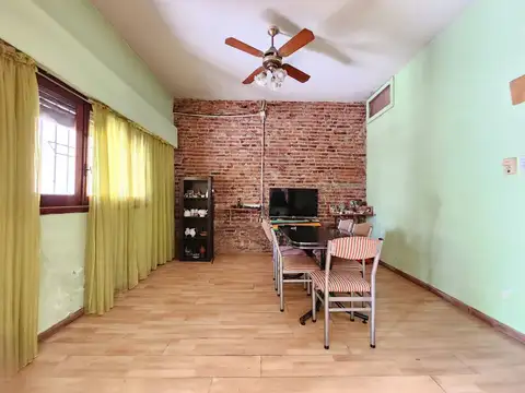Depto Tipo Casa en Venta de 2 dormitorios