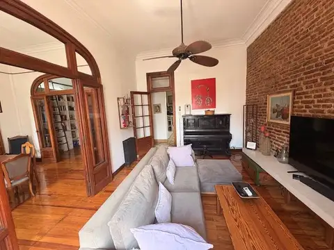 Departamento 4 ambientes con 2 baños