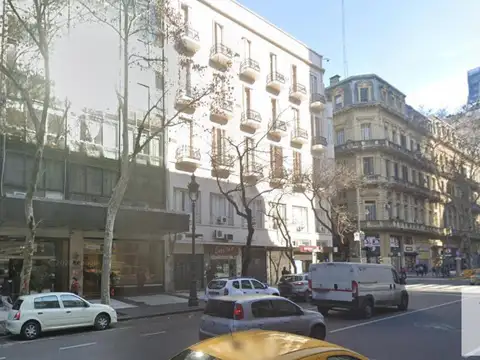 Oficina 4 ambientes con 3 baños